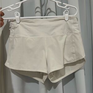 Lululemon High rise 2.5 Speed Up shorts